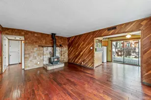 1149 Oak Ave, South Lake Tahoe, CA 96150 - Photo 3