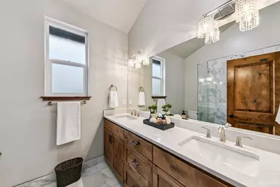 809 S Shore Drive, South Lake Tahoe, CA 96150 - Photo 31