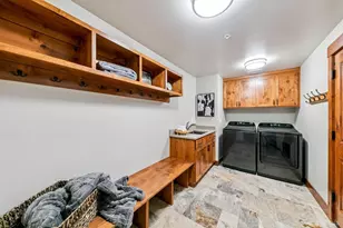 809 S Shore Dr, South Lake Tahoe, CA 96150 - Photo 37