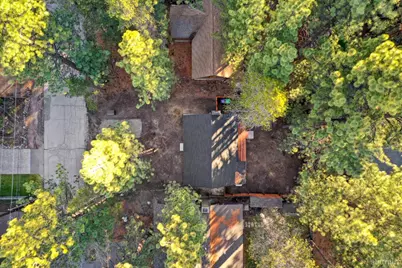 2139 Lukins Way, South Lake Tahoe, CA 96150 - Photo 3