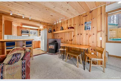 874 San Jose Avenue, South Lake Tahoe, CA 96150 - Photo 7