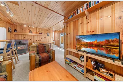 874 San Jose Avenue, South Lake Tahoe, CA 96150 - Photo 5