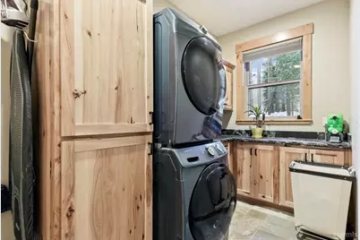 1774 Nadowa Street, South Lake Tahoe, CA 96150 - Photo 39