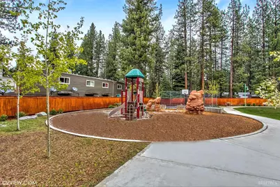 1223 Bonanza Avenue #11, South Lake Tahoe, CA 96150 - Photo 23