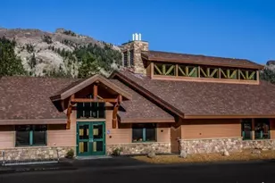 39 Palisades Dr, Kirkwood, CA 95646 - Photo 19