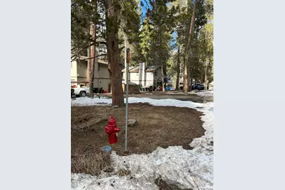 1091 Sierra Boulevard, South Lake Tahoe, CA 96150 - Photo 3