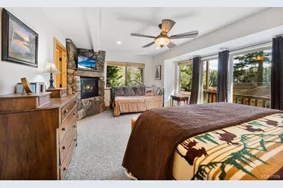 1637 Black Bart Court, South Lake Tahoe, CA 96150 - Photo 15