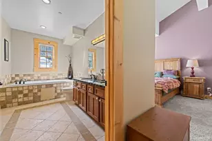 39 Palisades Dr, Kirkwood, CA 95646 - Photo 19