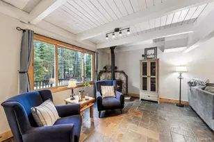 1586 Crystal Air Dr, South Lake Tahoe, CA 96150 - Photo 19