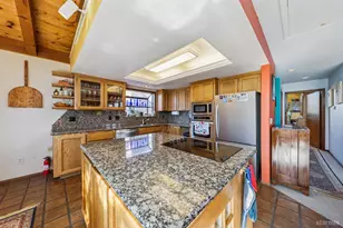 2020 Aloha Dr, South Lake Tahoe, CA 96150 - Photo 15