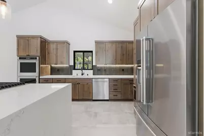 2113 Mandan Street, South Lake Tahoe, CA 96150 - Photo 17