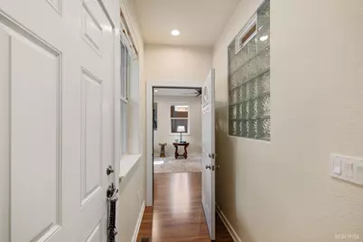 2046 Lukins Way, South Lake Tahoe, CA 96150 - Photo 5