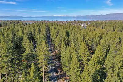 2050 Lukins Way, South Lake Tahoe, CA 96150 - Photo 27