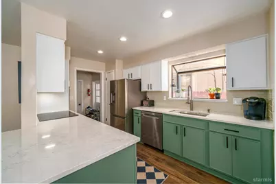 2293 Arizona Avenue, South Lake Tahoe, CA 96150 - Photo 9