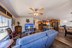 1080 Julie Ln, South Lake Tahoe, CA 96150 - Photo 9