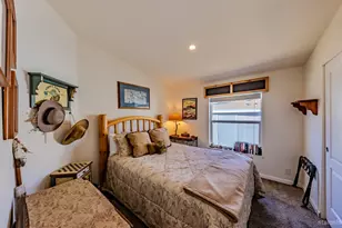 1080 Julie Ln, South Lake Tahoe, CA 96150 - Photo 17