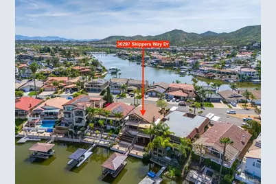 30297 Skippers Way Drive, Canyon Lake, CA 92587 - Photo 9