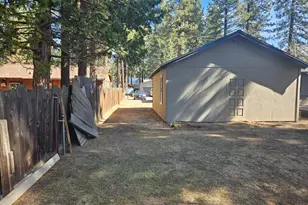 900 Patricia Ln, South Lake Tahoe, CA 96150 - Photo 13