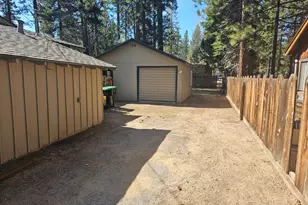 900 Patricia Ln, South Lake Tahoe, CA 96150 - Photo 27