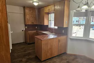 900 Patricia Ln, South Lake Tahoe, CA 96150 - Photo 3