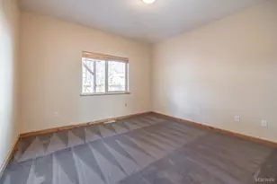 1040 Truckee Dr, South Lake Tahoe, CA 96150 - Photo 25