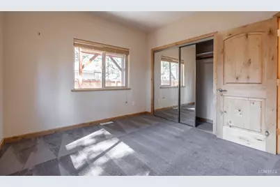 1040 Truckee Drive, South Lake Tahoe, CA 96150 - Photo 23