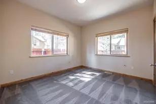 1040 Truckee Dr, South Lake Tahoe, CA 96150 - Photo 19