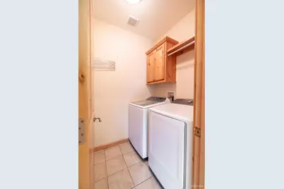 1040 Truckee Drive, South Lake Tahoe, CA 96150 - Photo 21
