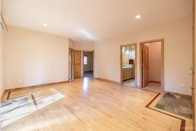 1040 Truckee Drive, South Lake Tahoe, CA 96150 - Photo 27