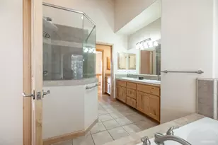 1040 Truckee Dr, South Lake Tahoe, CA 96150 - Photo 15