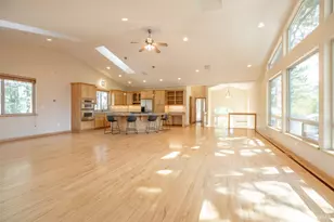 1040 Truckee Dr, South Lake Tahoe, CA 96150 - Photo 5