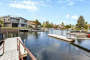 2081 Venice Dr, South Lake Tahoe, CA 96150 - Photo 17