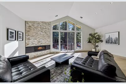 581 Cochise Circle, South Lake Tahoe, CA 96150 - Photo 5