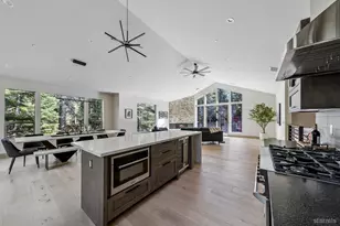 581 Cochise Cir, South Lake Tahoe, CA 96150 - Photo 13