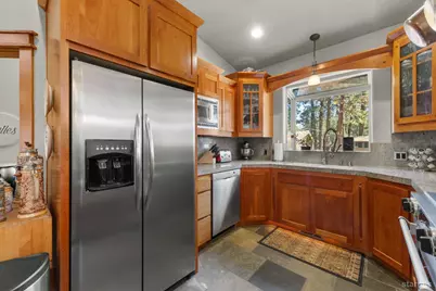 962 Modesto Avenue, South Lake Tahoe, CA 96150 - Photo 7