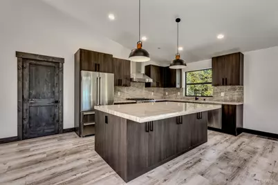 1991 Washoe Street, South Lake Tahoe, CA 96150 - Photo 9