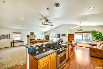 1982 Cherokee Street, South Lake Tahoe, CA 96150 - Photo 5