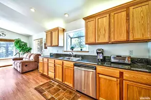 1982 Cherokee St, South Lake Tahoe, CA 96150 - Photo 7