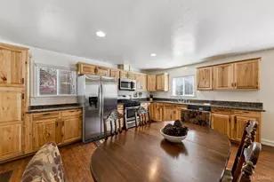 1089 Bowers Ave, South Lake Tahoe, CA 96150 - Photo 9