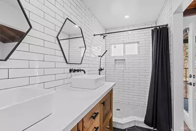 2581 Armstrong Avenue, South Lake Tahoe, CA 96150 - Photo 33