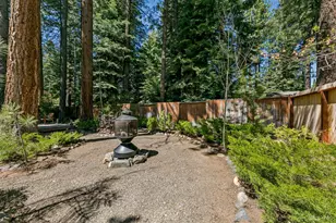 995 Turnback Trail, South Lake Tahoe, CA 96150 - Photo 33