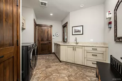 2081 Tahoe Mountain Road, South Lake Tahoe, CA 96150 - Photo 49