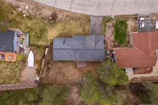 1460 Rancho Way, South Lake Tahoe, CA 96150 - Photo 19