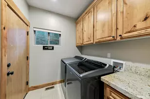 2820 Santa Claus Dr, South Lake Tahoe, CA 96150 - Photo 33