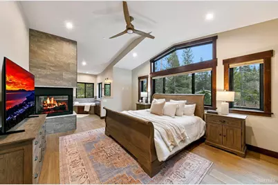 1071 Modoc Way, South Lake Tahoe, CA 96150 - Photo 19