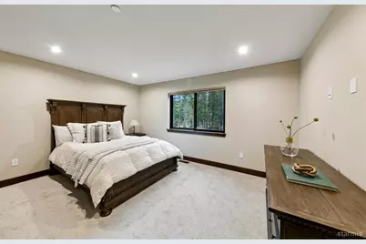 1071 Modoc Way, South Lake Tahoe, CA 96150 - Photo 25