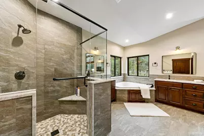 1071 Modoc Way, South Lake Tahoe, CA 96150 - Photo 21