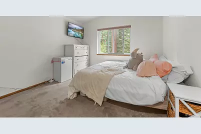 1870 Jicarilla Drive, South Lake Tahoe, CA 96150 - Photo 17