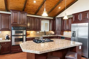 1672 Plateau Cir, South Lake Tahoe, CA 96150 - Photo 5