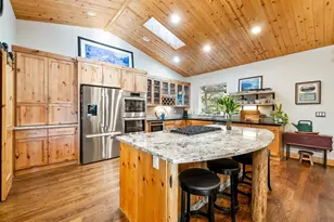 1520 Cherry Hills Cir, South Lake Tahoe, CA 96150 - Photo 11